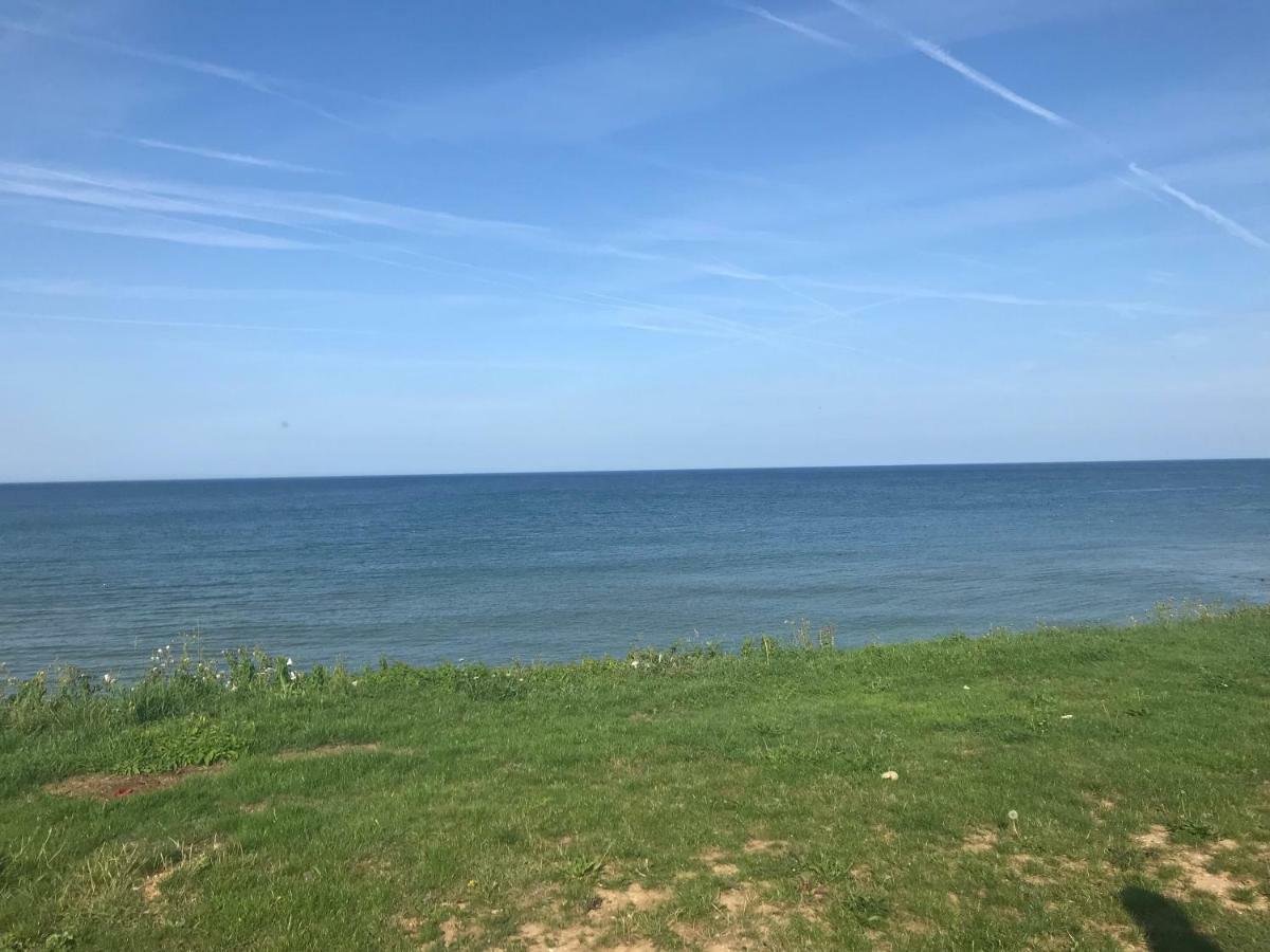 The Cliff Top Inn Bacton  Exterior photo